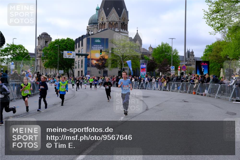 25.04.2026 - Das Zehntel Tim E. http://msf.ph/oto/9567646 25.04.2026 08:50:35 Ziel 1027, 1125, 1185, 1212, 1285, 1325, 1584, 1699, 1714, 1723, 2032, 2164, 2344, 2472, 2751, 2829, 2946, 3117, 3182, 3248, 3260, 3509, 3535, 4011 meine-sportfotos.de