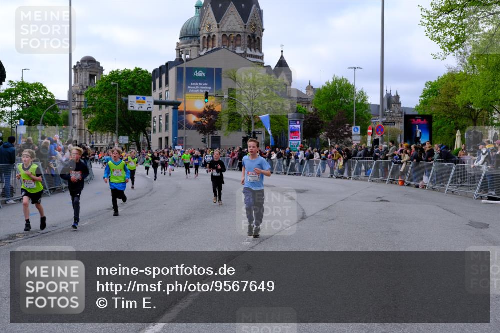 25.04.2026 - Das Zehntel Tim E. http://msf.ph/oto/9567649 25.04.2026 08:50:35 Ziel 1027, 1125, 1185, 1212, 1285, 1325, 1584, 1699, 1714, 1723, 2032, 2164, 2344, 2472, 2751, 2829, 2946, 3117, 3182, 3248, 3260, 3509, 3535, 4011 meine-sportfotos.de