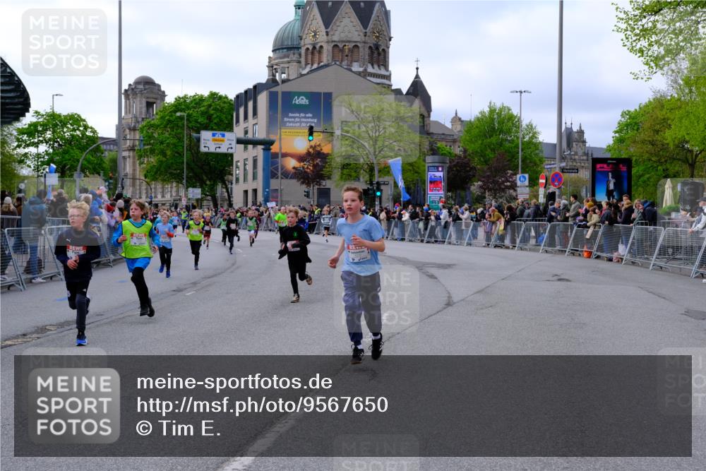 25.04.2026 - Das Zehntel Tim E. http://msf.ph/oto/9567650 25.04.2026 08:50:36 Ziel 1027, 1125, 1185, 1212, 1325, 1584, 1699, 1723, 2032, 2164, 2344, 2472, 2751, 2829, 2946, 3117, 3178, 3182, 3248, 3260, 3509, 3535, 4011 meine-sportfotos.de