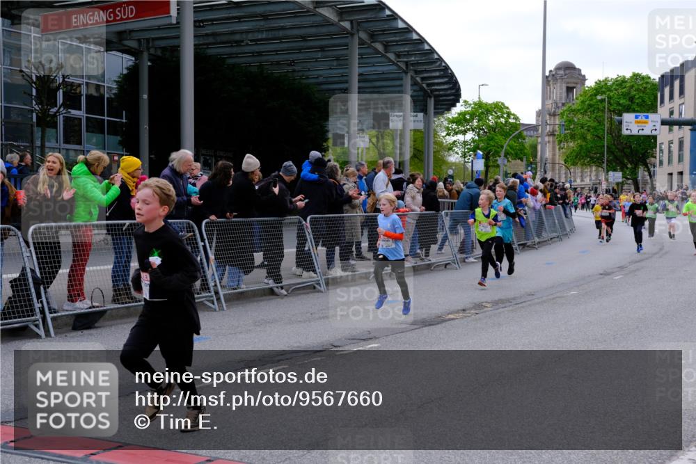 25.04.2026 - Das Zehntel Tim E. http://msf.ph/oto/9567660 25.04.2026 08:50:38 Ziel 1027, 1125, 1185, 1212, 1325, 1523, 1584, 1699, 1719, 1723, 2032, 2472, 2751, 2829, 2946, 3178, 3182, 3248, 3260, 3509, 3535, 3843, 4011 meine-sportfotos.de