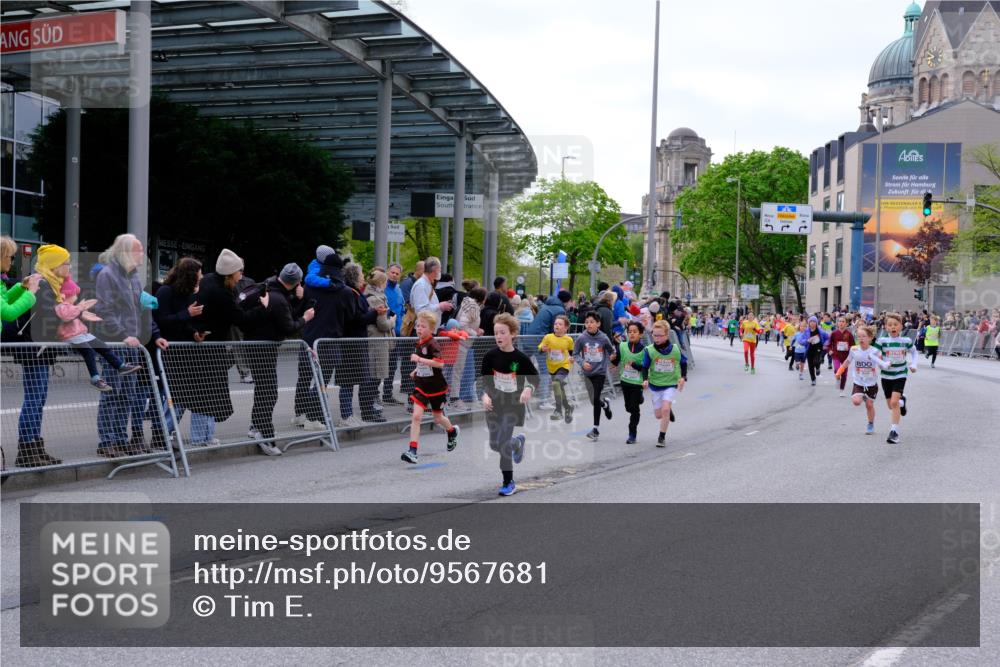 25.04.2026 - Das Zehntel Tim E. http://msf.ph/oto/9567681 25.04.2026 08:50:43 Ziel 1027, 1125, 1185, 1200, 1212, 1284, 1523, 1719, 1723, 1731, 1987, 2656, 2751, 3178, 3182, 3248, 3260, 3261, 3303, 3330, 3690, 3843, 3967, 4011 meine-sportfotos.de