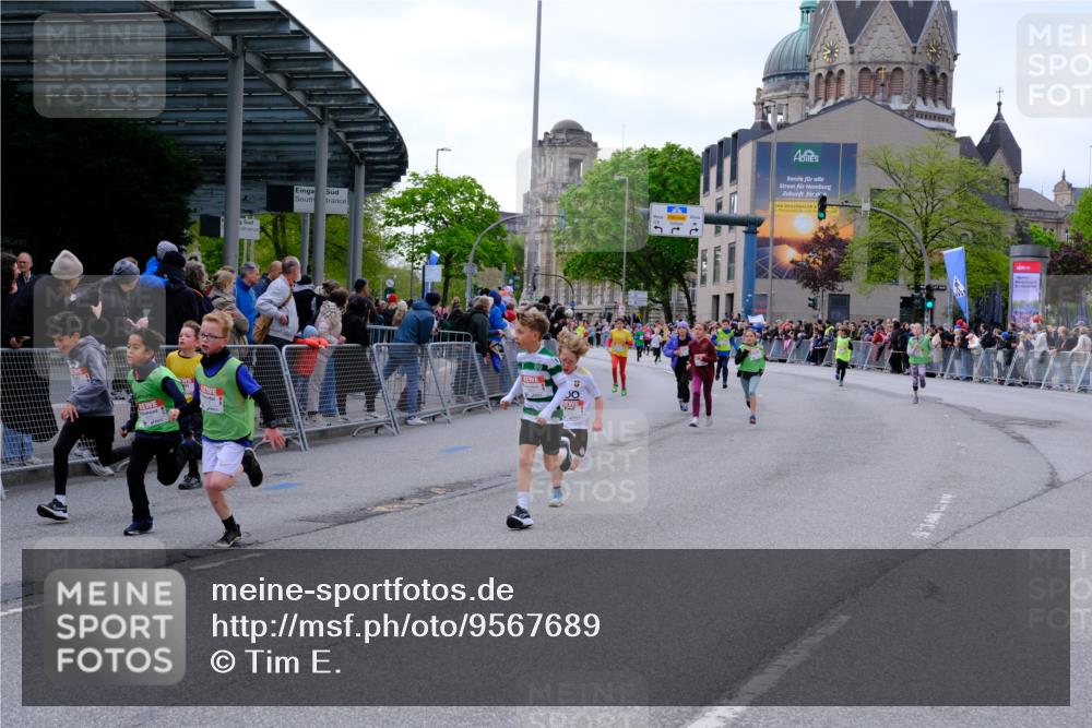 25.04.2026 - Das Zehntel Tim E. http://msf.ph/oto/9567689 25.04.2026 08:50:44 Ziel 1125, 1185, 1200, 1212, 1284, 1523, 1719, 1723, 1731, 1987, 2656, 3178, 3182, 3248, 3260, 3261, 3303, 3309, 3330, 3627, 3690, 3843, 3967, 4011 meine-sportfotos.de
