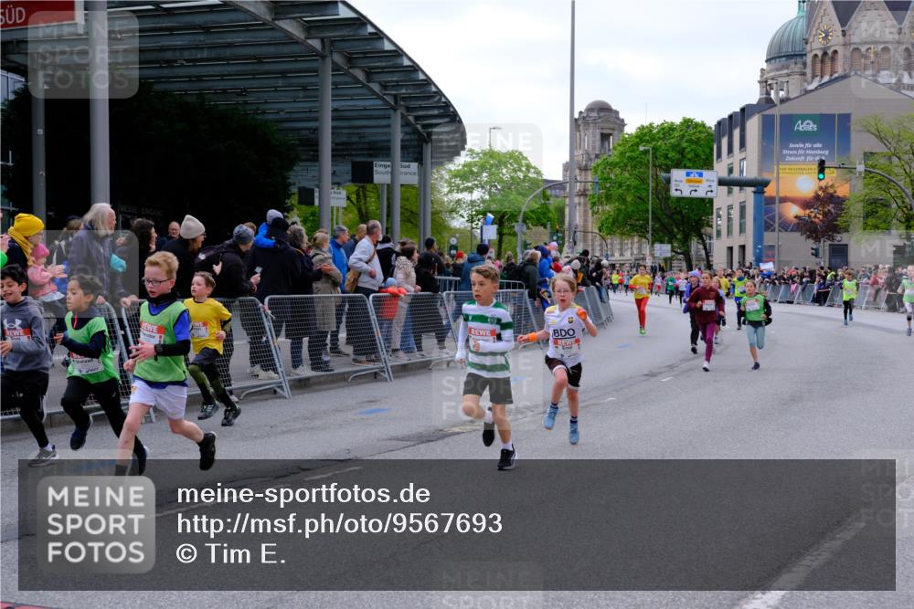 25.04.2026 - Das Zehntel Tim E. http://msf.ph/oto/9567693 25.04.2026 08:50:44 Ziel 1125, 1185, 1200, 1212, 1284, 1523, 1719, 1723, 1731, 1987, 2656, 3178, 3182, 3248, 3260, 3261, 3303, 3309, 3330, 3627, 3690, 3843, 3967, 4011 meine-sportfotos.de