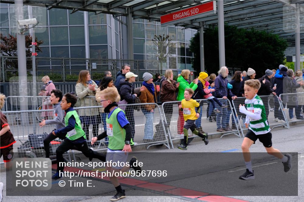 25.04.2026 - Das Zehntel Tim E. http://msf.ph/oto/9567696 25.04.2026 08:50:45 Ziel 1125, 1185, 1197, 1200, 1212, 1284, 1523, 1719, 1723, 1731, 1987, 2656, 2806, 3178, 3248, 3260, 3261, 3303, 3309, 3330, 3627, 3690, 3843, 3967 meine-sportfotos.de