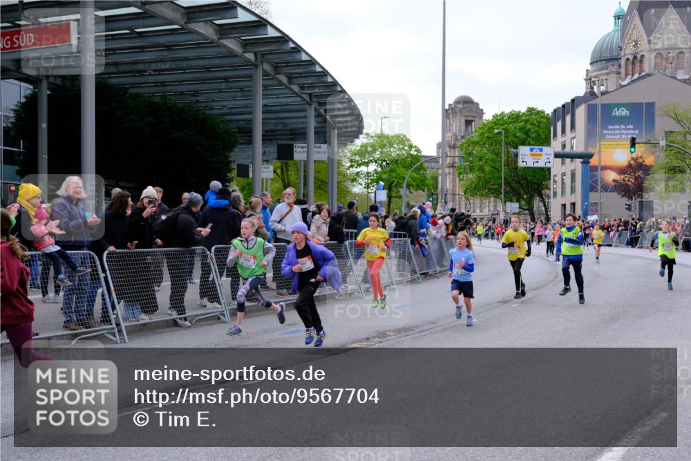 25.04.2026 - Das Zehntel Tim E. http://msf.ph/oto/9567704 25.04.2026 08:50:48 Ziel 1197, 1200, 1284, 1523, 1719, 1731, 1888, 1987, 2656, 2806, 2820, 3178, 3215, 3261, 3303, 3309, 3330, 3627, 3690, 3843, 3967 meine-sportfotos.de