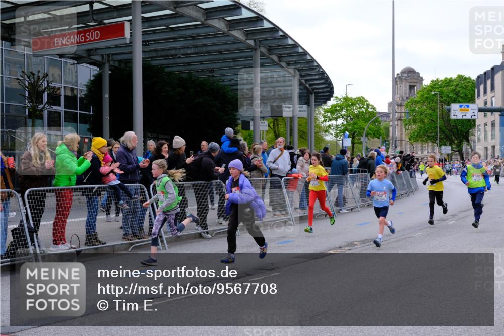 25.04.2026 - Das Zehntel Tim E. http://msf.ph/oto/9567708 25.04.2026 08:50:48 Ziel 1197, 1200, 1284, 1523, 1719, 1731, 1888, 1987, 2656, 2806, 2820, 3178, 3215, 3261, 3303, 3309, 3330, 3627, 3690, 3843, 3967 meine-sportfotos.de