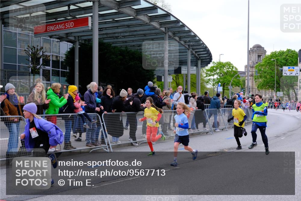 25.04.2026 - Das Zehntel Tim E. http://msf.ph/oto/9567713 25.04.2026 08:50:49 Ziel 1197, 1200, 1284, 1523, 1719, 1731, 1888, 1987, 2656, 2806, 2820, 3215, 3261, 3303, 3309, 3330, 3627, 3690, 3843, 3967 meine-sportfotos.de