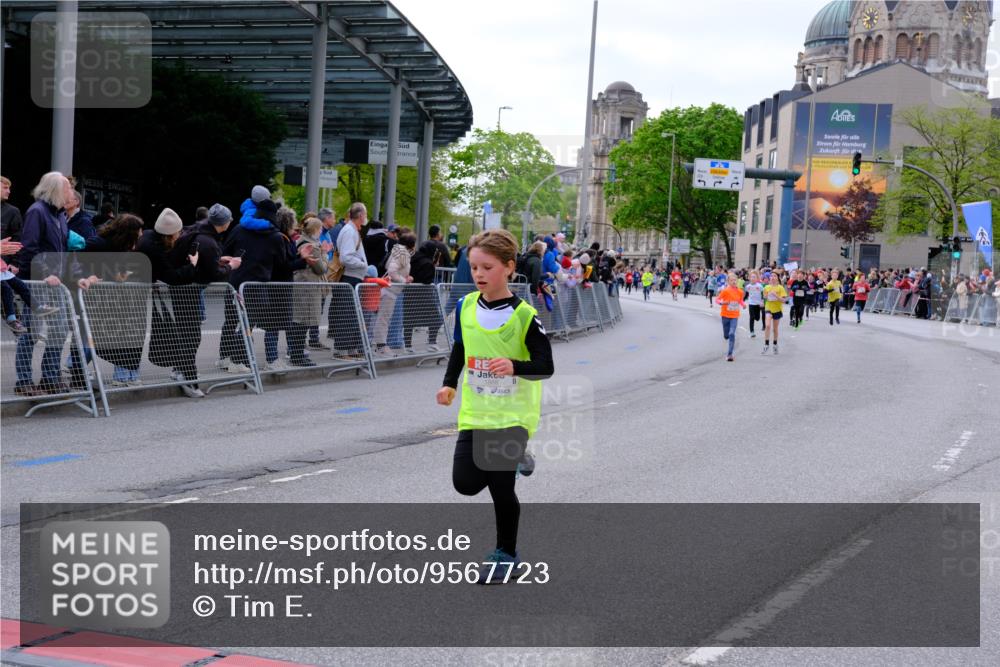 25.04.2026 - Das Zehntel Tim E. http://msf.ph/oto/9567723 25.04.2026 08:50:51 Ziel 1197, 1200, 1284, 1731, 1888, 1987, 2656, 2806, 2820, 3215, 3261, 3303, 3309, 3330, 3627, 3690, 3967, 3978 meine-sportfotos.de