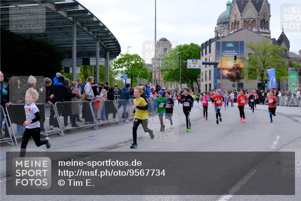 25.04.2026 - Das Zehntel Tim E. http://msf.ph/oto/9567734 25.04.2026 08:50:57 Ziel 1197, 1542, 1729, 1739, 1888, 2598, 2616, 2624, 2800, 2806, 2820, 3097, 3215, 3461, 3978, 4015 meine-sportfotos.de