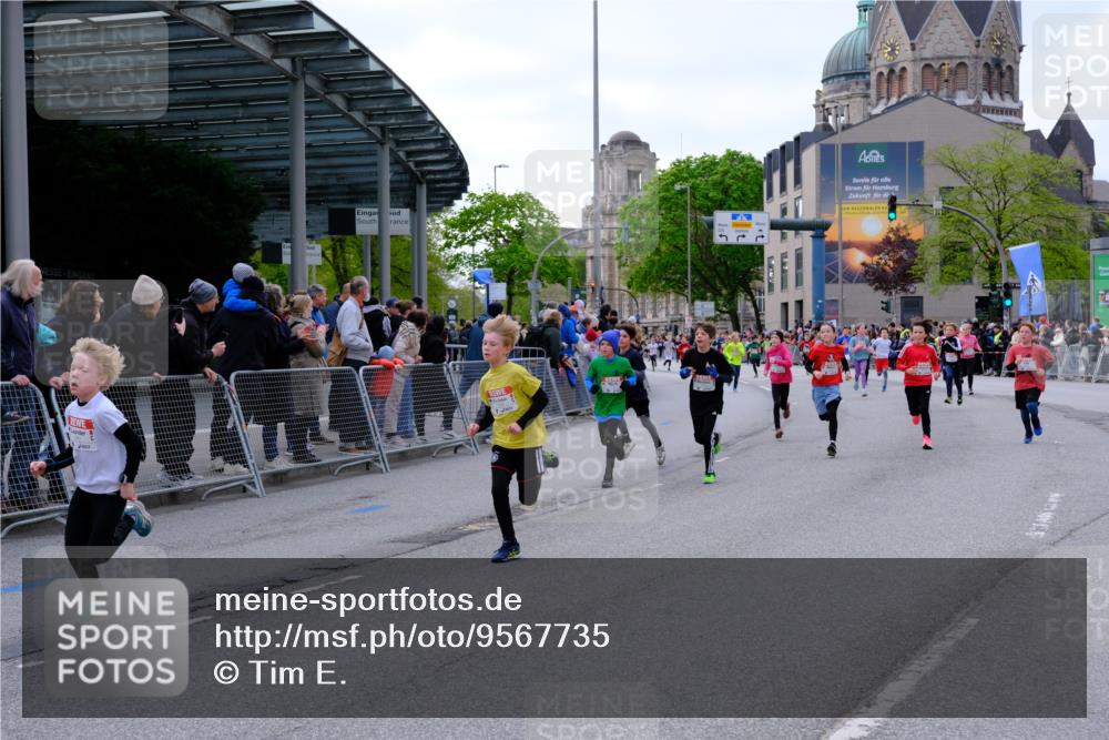 25.04.2026 - Das Zehntel Tim E. http://msf.ph/oto/9567735 25.04.2026 08:50:57 Ziel 1197, 1542, 1729, 1739, 1888, 2598, 2616, 2624, 2800, 2806, 2820, 3097, 3215, 3461, 3978, 4015 meine-sportfotos.de