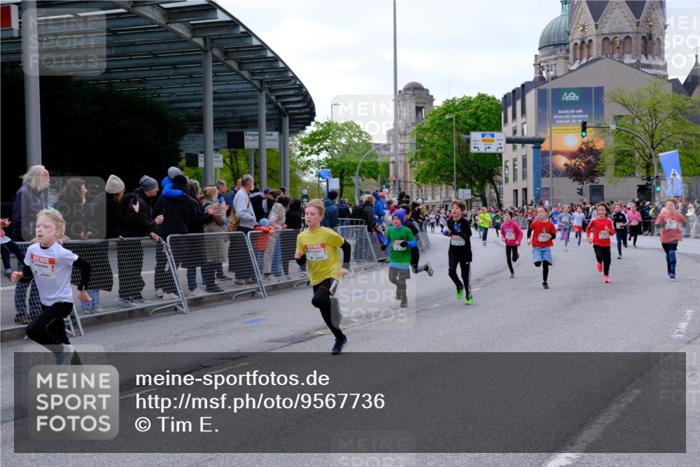 25.04.2026 - Das Zehntel Tim E. http://msf.ph/oto/9567736 25.04.2026 08:50:57 Ziel 1197, 1542, 1729, 1739, 1888, 2598, 2616, 2624, 2800, 2806, 2820, 3097, 3215, 3461, 3978, 4015 meine-sportfotos.de
