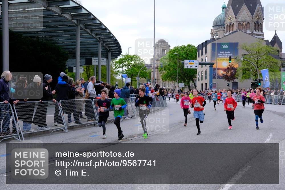 25.04.2026 - Das Zehntel Tim E. http://msf.ph/oto/9567741 25.04.2026 08:50:58 Ziel 1542, 1729, 1739, 1888, 2598, 2616, 2624, 2800, 2820, 3097, 3215, 3461, 3648, 3978, 4015 meine-sportfotos.de
