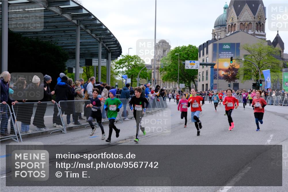 25.04.2026 - Das Zehntel Tim E. http://msf.ph/oto/9567742 25.04.2026 08:50:59 Ziel 1542, 1729, 1739, 2169, 2598, 2616, 2624, 2800, 3097, 3461, 3648, 3978, 4015 meine-sportfotos.de