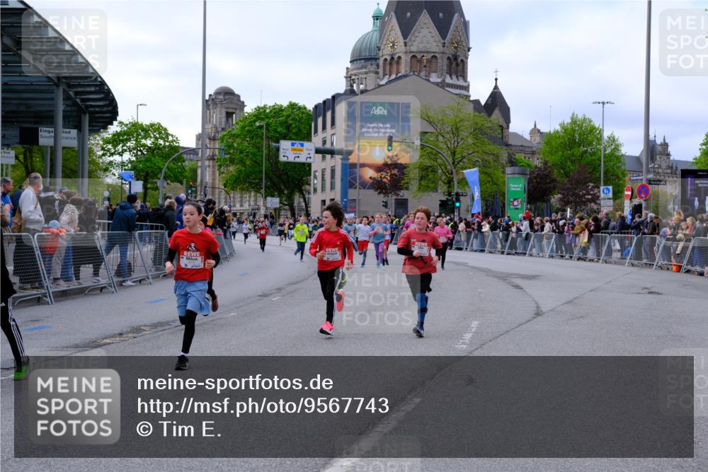 25.04.2026 - Das Zehntel Tim E. http://msf.ph/oto/9567743 25.04.2026 08:50:59 Ziel 1542, 1729, 1739, 2169, 2598, 2616, 2624, 2800, 3097, 3461, 3648, 3978, 4015 meine-sportfotos.de