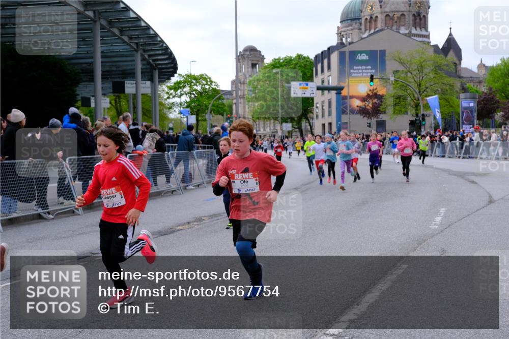 25.04.2026 - Das Zehntel Tim E. http://msf.ph/oto/9567754 25.04.2026 08:51:01 Ziel 1542, 1729, 1739, 2162, 2169, 2320, 2598, 2616, 2624, 2800, 2894, 3097, 3352, 3461, 3570, 3648, 3978, 4015 meine-sportfotos.de