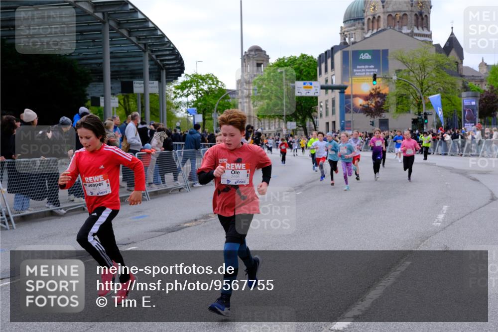 25.04.2026 - Das Zehntel Tim E. http://msf.ph/oto/9567755 25.04.2026 08:51:01 Ziel 1542, 1729, 1739, 2162, 2169, 2320, 2598, 2616, 2624, 2800, 2894, 3097, 3352, 3461, 3570, 3648, 3978, 4015 meine-sportfotos.de