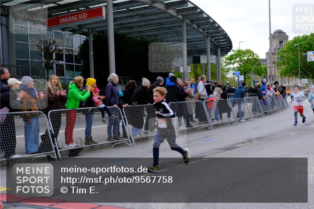 25.04.2026 - Das Zehntel Tim E. http://msf.ph/oto/9567758 25.04.2026 08:51:02 Ziel 1542, 1729, 1739, 2066, 2162, 2169, 2320, 2598, 2616, 2624, 2800, 2894, 3097, 3352, 3461, 3570, 3648, 3978, 4015 meine-sportfotos.de