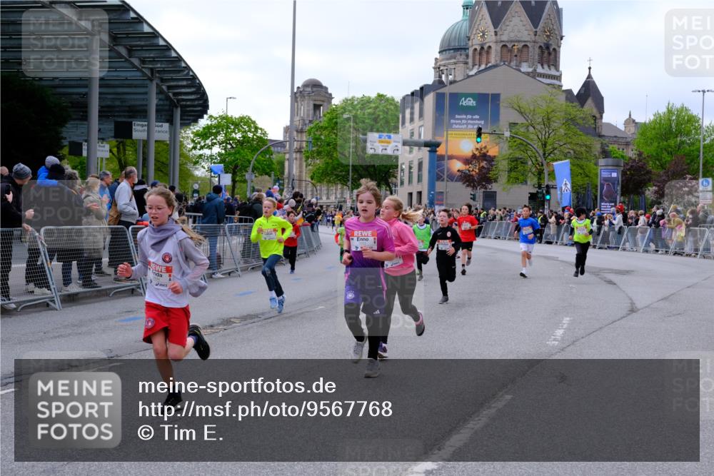 25.04.2026 - Das Zehntel Tim E. http://msf.ph/oto/9567768 25.04.2026 08:51:04 Ziel 1542, 1729, 1739, 2066, 2149, 2162, 2169, 2312, 2313, 2320, 2338, 2598, 2616, 2624, 2800, 2894, 3097, 3229, 3332, 3352, 3382, 3461, 3570, 3648, 3921, 3933, 4015 meine-sportfotos.de