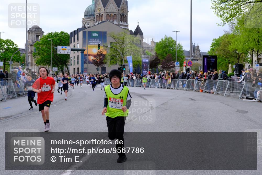 25.04.2026 - Das Zehntel Tim E. http://msf.ph/oto/9567786 25.04.2026 08:51:08 Ziel 1279, 1282, 2066, 2149, 2162, 2169, 2312, 2313, 2320, 2338, 2598, 2616, 2624, 2671, 2894, 3229, 3332, 3352, 3382, 3570, 3648, 3921, 3933, 4015 meine-sportfotos.de