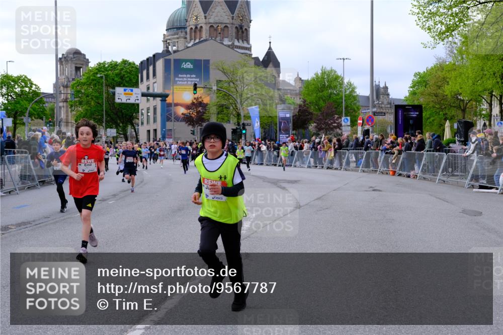 25.04.2026 - Das Zehntel Tim E. http://msf.ph/oto/9567787 25.04.2026 08:51:09 Ziel 1279, 1282, 2066, 2149, 2162, 2169, 2312, 2313, 2320, 2338, 2671, 2894, 3229, 3332, 3352, 3382, 3407, 3421, 3570, 3648, 3921, 3933, 4015 meine-sportfotos.de