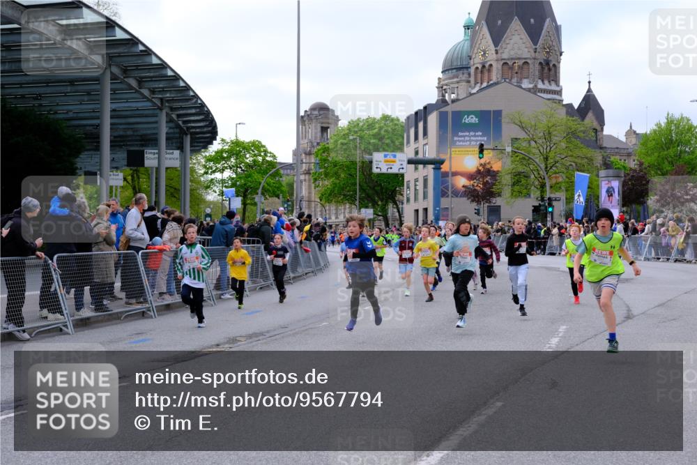 25.04.2026 - Das Zehntel Tim E. http://msf.ph/oto/9567794 25.04.2026 08:51:14 Ziel 1017, 1018, 1279, 1281, 1282, 1286, 1840, 1974, 2066, 2149, 2161, 2312, 2313, 2338, 2671, 2761, 3116, 3190, 3227, 3229, 3241, 3332, 3382, 3407, 3421, 3572, 3675, 3807, 3921, 3933, 4040 meine-sportfotos.de