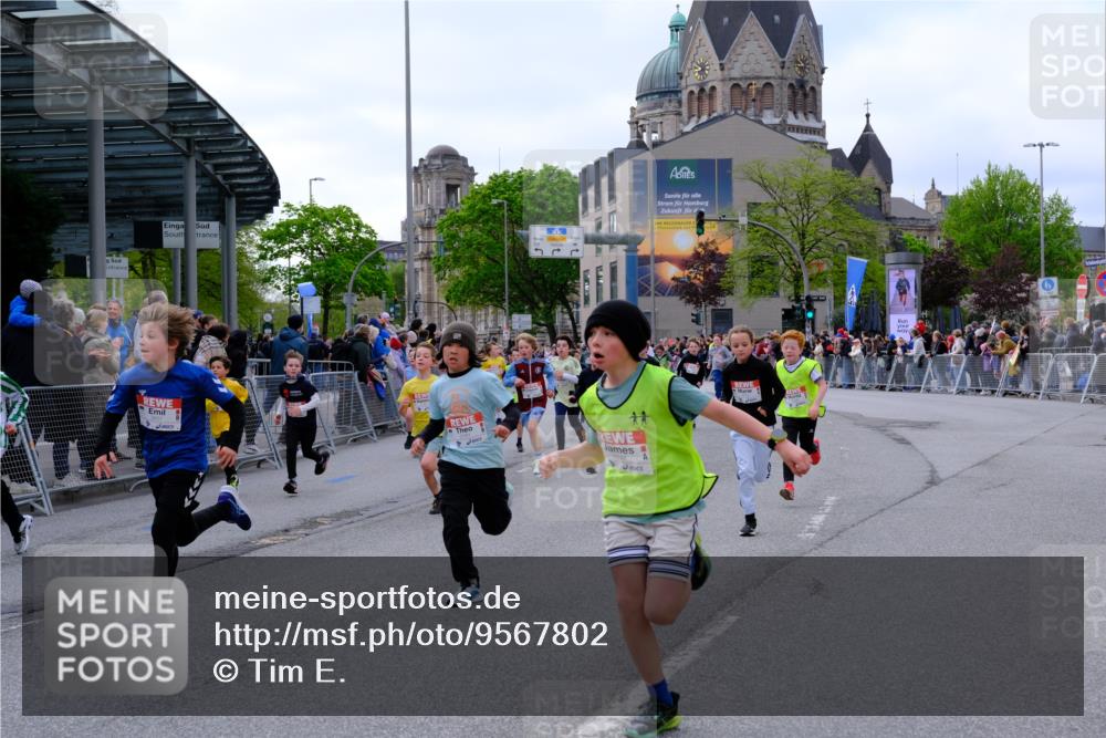 25.04.2026 - Das Zehntel Tim E. http://msf.ph/oto/9567802 25.04.2026 08:51:15 Ziel 1017, 1018, 1198, 1279, 1281, 1282, 1286, 1840, 1974, 2149, 2161, 2312, 2313, 2338, 2671, 2729, 2761, 2966, 3116, 3190, 3227, 3229, 3241, 3332, 3335, 3382, 3407, 3421, 3572, 3675, 3807, 3921, 3933, 4040 meine-sportfotos.de