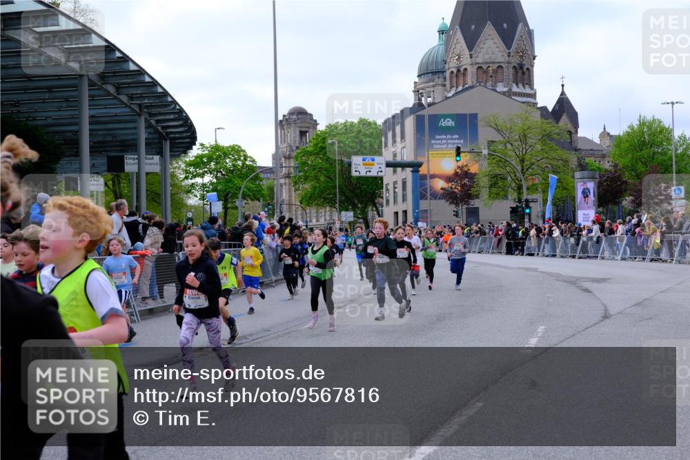 25.04.2026 - Das Zehntel Tim E. http://msf.ph/oto/9567816 25.04.2026 08:51:17 Ziel 1017, 1018, 1198, 1224, 1279, 1281, 1282, 1286, 1840, 1974, 2161, 2671, 2729, 2761, 2892, 2966, 3040, 3116, 3190, 3227, 3241, 3335, 3336, 3407, 3421, 3428, 3572, 3675, 3807, 4040, 4053 meine-sportfotos.de