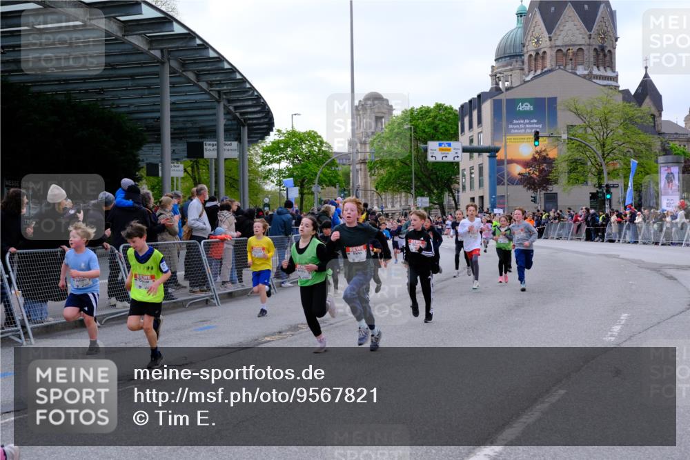 25.04.2026 - Das Zehntel Tim E. http://msf.ph/oto/9567821 25.04.2026 08:51:18 Ziel 1017, 1018, 1111, 1198, 1224, 1279, 1281, 1282, 1286, 1840, 1974, 2161, 2729, 2761, 2892, 2966, 3040, 3087, 3116, 3190, 3227, 3241, 3335, 3336, 3397, 3407, 3421, 3428, 3572, 3675, 3807, 3932, 4040, 4053 meine-sportfotos.de