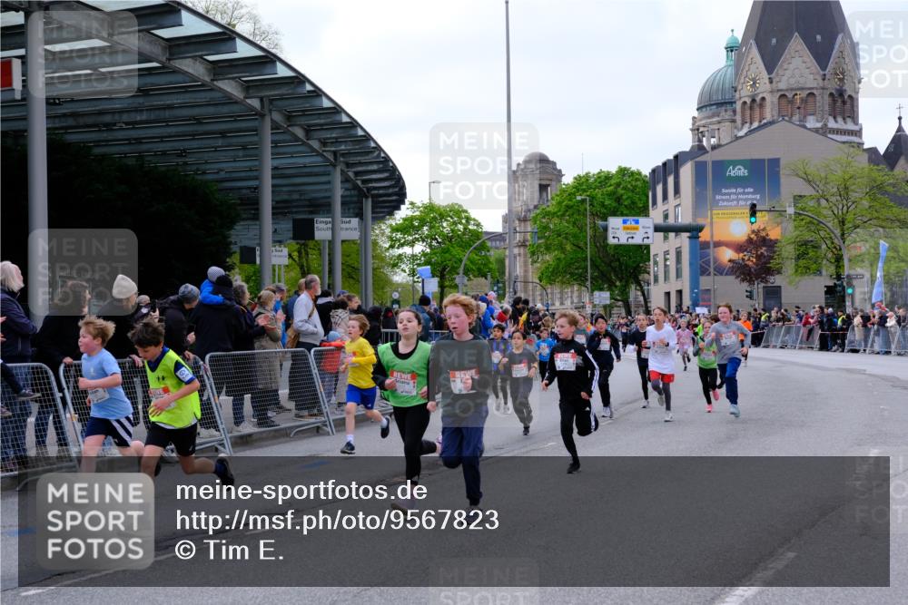 25.04.2026 - Das Zehntel Tim E. http://msf.ph/oto/9567823 25.04.2026 08:51:18 Ziel 1017, 1018, 1111, 1198, 1224, 1279, 1281, 1282, 1286, 1840, 1974, 2161, 2729, 2761, 2892, 2966, 3040, 3087, 3116, 3190, 3227, 3241, 3335, 3336, 3397, 3407, 3421, 3428, 3572, 3675, 3807, 3932, 4040, 4053 meine-sportfotos.de