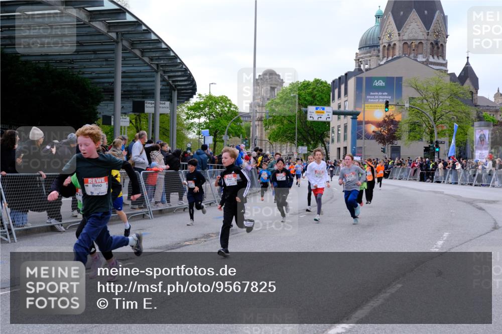 25.04.2026 - Das Zehntel Tim E. http://msf.ph/oto/9567825 25.04.2026 08:51:19 Ziel 1017, 1018, 1111, 1198, 1224, 1250, 1279, 1281, 1286, 1840, 1974, 2161, 2729, 2761, 2892, 2966, 3040, 3087, 3116, 3190, 3227, 3241, 3335, 3336, 3397, 3407, 3421, 3428, 3572, 3675, 3807, 3917, 3932, 4040, 4053 meine-sportfotos.de