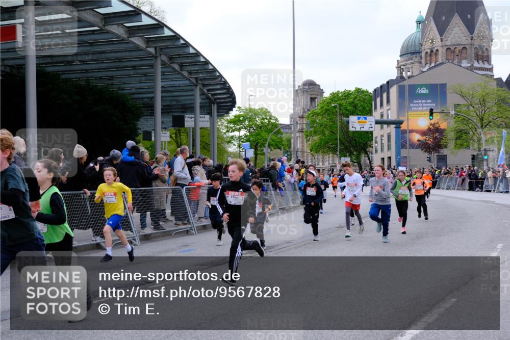 25.04.2026 - Das Zehntel Tim E. http://msf.ph/oto/9567828 25.04.2026 08:51:19 Ziel 1017, 1018, 1111, 1198, 1224, 1250, 1279, 1281, 1286, 1840, 1974, 2161, 2729, 2761, 2892, 2966, 3040, 3087, 3116, 3190, 3227, 3241, 3335, 3336, 3397, 3407, 3421, 3428, 3572, 3675, 3807, 3917, 3932, 4040, 4053 meine-sportfotos.de