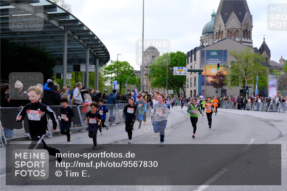 25.04.2026 - Das Zehntel Tim E. http://msf.ph/oto/9567830 25.04.2026 08:51:20 Ziel 1017, 1018, 1111, 1198, 1224, 1250, 1279, 1281, 1286, 1840, 1974, 2161, 2729, 2761, 2892, 2966, 3040, 3087, 3116, 3190, 3227, 3241, 3335, 3336, 3397, 3407, 3421, 3428, 3572, 3675, 3807, 3917, 3932, 3994, 4040, 4053 meine-sportfotos.de