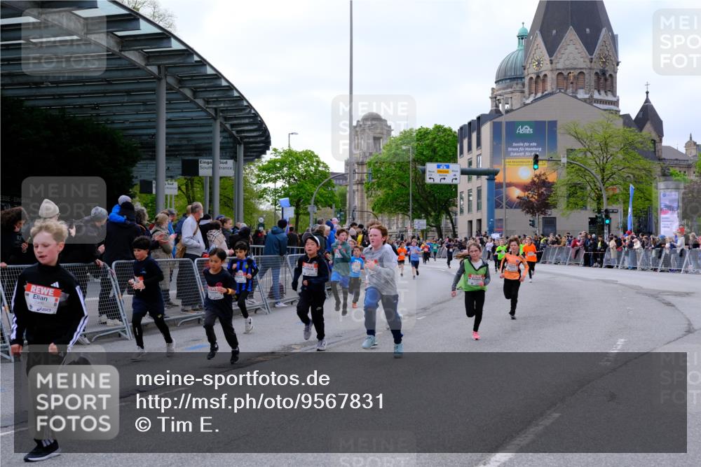 25.04.2026 - Das Zehntel Tim E. http://msf.ph/oto/9567831 25.04.2026 08:51:20 Ziel 1017, 1018, 1111, 1198, 1224, 1250, 1279, 1281, 1286, 1840, 1974, 2161, 2729, 2761, 2892, 2966, 3040, 3087, 3116, 3190, 3227, 3241, 3335, 3336, 3397, 3407, 3421, 3428, 3572, 3675, 3807, 3917, 3932, 3994, 4040, 4053 meine-sportfotos.de