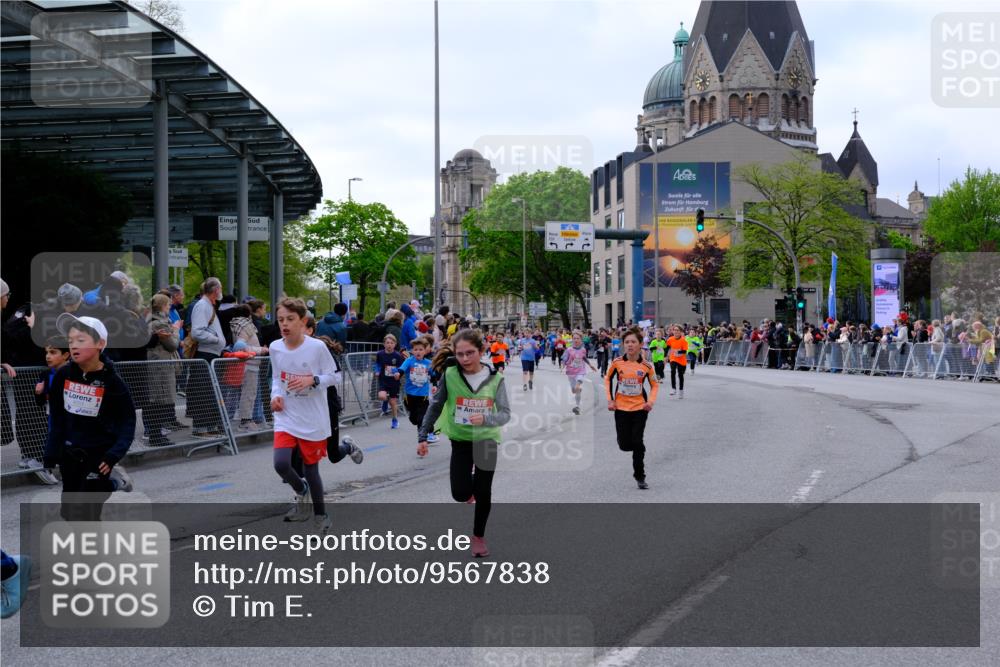 25.04.2026 - Das Zehntel Tim E. http://msf.ph/oto/9567838 25.04.2026 08:51:21 Ziel 1017, 1018, 1111, 1198, 1224, 1239, 1250, 1281, 1286, 1840, 1974, 2161, 2729, 2761, 2892, 2966, 3040, 3087, 3116, 3190, 3227, 3241, 3335, 3336, 3397, 3407, 3421, 3428, 3572, 3675, 3807, 3917, 3932, 3994, 4040, 4053 meine-sportfotos.de