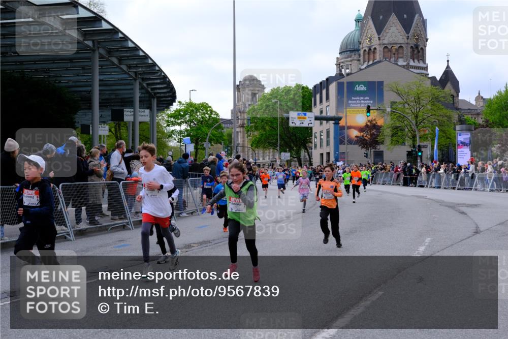 25.04.2026 - Das Zehntel Tim E. http://msf.ph/oto/9567839 25.04.2026 08:51:21 Ziel 1017, 1018, 1111, 1198, 1224, 1239, 1250, 1281, 1286, 1840, 1974, 2161, 2729, 2761, 2892, 2966, 3040, 3087, 3116, 3190, 3227, 3241, 3335, 3336, 3397, 3407, 3421, 3428, 3572, 3675, 3807, 3917, 3932, 3994, 4040, 4053 meine-sportfotos.de