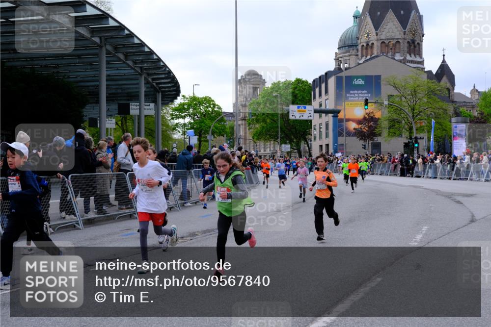 25.04.2026 - Das Zehntel Tim E. http://msf.ph/oto/9567840 25.04.2026 08:51:21 Ziel 1017, 1018, 1111, 1198, 1224, 1239, 1250, 1281, 1286, 1840, 1974, 2161, 2729, 2761, 2892, 2966, 3040, 3087, 3116, 3190, 3227, 3241, 3335, 3336, 3397, 3407, 3421, 3428, 3572, 3675, 3807, 3917, 3932, 3994, 4040, 4053 meine-sportfotos.de