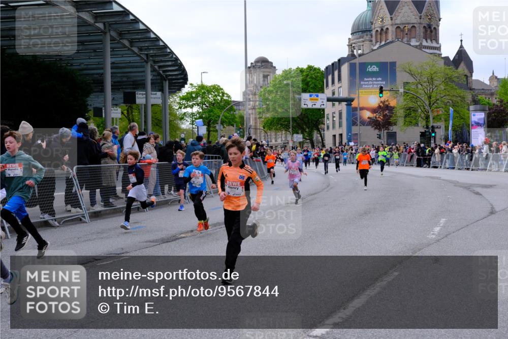 25.04.2026 - Das Zehntel Tim E. http://msf.ph/oto/9567844 25.04.2026 08:51:22 Ziel 1017, 1018, 1111, 1198, 1224, 1239, 1250, 1281, 1286, 1840, 1974, 2161, 2729, 2761, 2892, 2966, 3040, 3087, 3116, 3190, 3227, 3241, 3335, 3336, 3397, 3428, 3572, 3587, 3675, 3807, 3917, 3932, 3994, 4040, 4053 meine-sportfotos.de