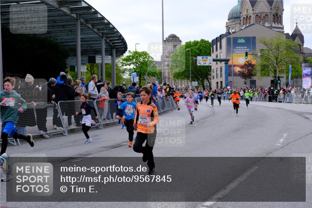 25.04.2026 - Das Zehntel Tim E. http://msf.ph/oto/9567845 25.04.2026 08:51:22 Ziel 1017, 1018, 1111, 1198, 1224, 1239, 1250, 1281, 1286, 1840, 1974, 2161, 2729, 2761, 2892, 2966, 3040, 3087, 3116, 3190, 3227, 3241, 3335, 3336, 3397, 3428, 3572, 3587, 3675, 3807, 3917, 3932, 3994, 4040, 4053 meine-sportfotos.de