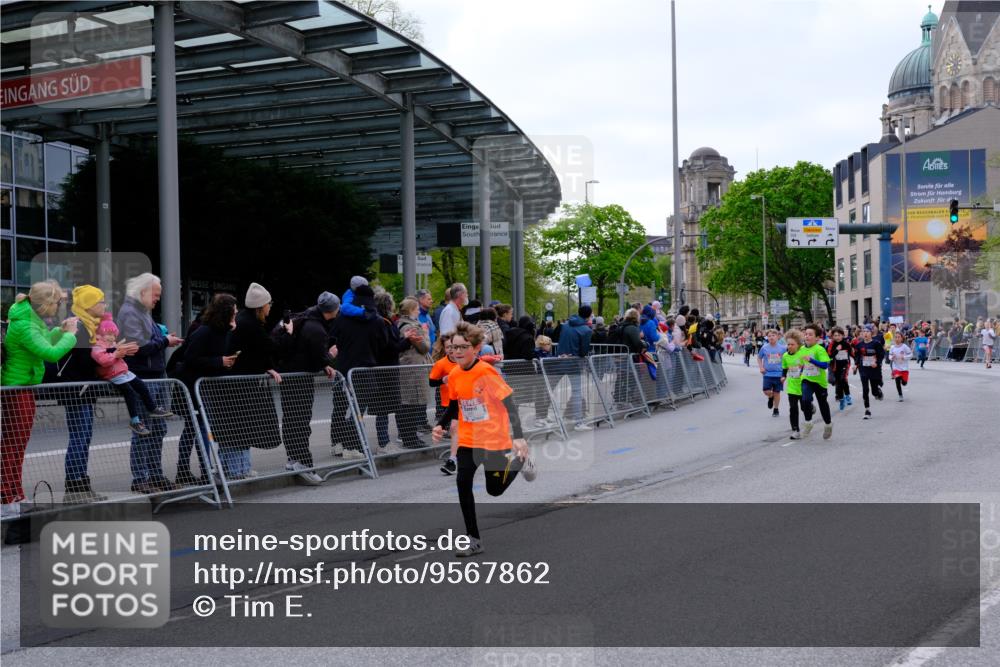25.04.2026 - Das Zehntel Tim E. http://msf.ph/oto/9567862 25.04.2026 08:51:26 Ziel 1111, 1198, 1224, 1239, 1250, 1281, 1509, 1514, 1857, 2044, 2603, 2729, 2892, 2966, 3040, 3087, 3116, 3227, 3335, 3336, 3397, 3428, 3585, 3587, 3675, 3917, 3932, 3994, 4053 meine-sportfotos.de