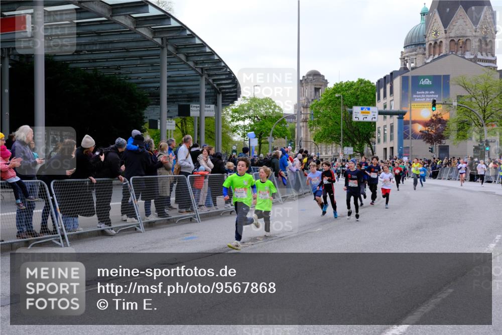 25.04.2026 - Das Zehntel Tim E. http://msf.ph/oto/9567868 25.04.2026 08:51:27 Ziel 1111, 1198, 1224, 1239, 1250, 1509, 1514, 1857, 2044, 2603, 2729, 2892, 2909, 2966, 3040, 3087, 3335, 3336, 3397, 3428, 3585, 3587, 3917, 3932, 3994, 4053 meine-sportfotos.de