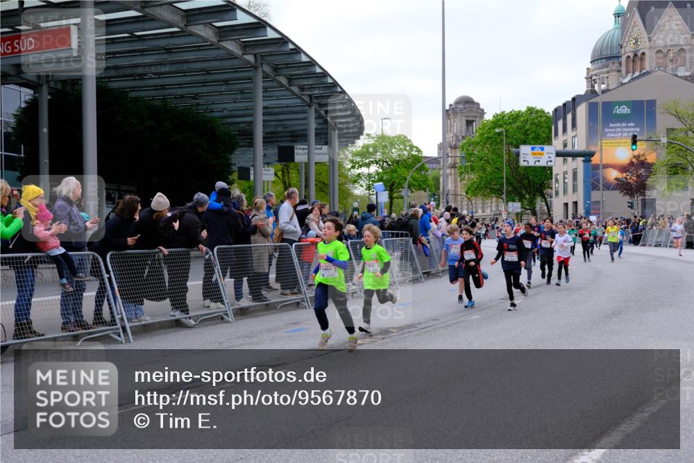 25.04.2026 - Das Zehntel Tim E. http://msf.ph/oto/9567870 25.04.2026 08:51:28 Ziel 1111, 1224, 1239, 1250, 1509, 1514, 1847, 1857, 2044, 2603, 2892, 2909, 3040, 3087, 3336, 3345, 3397, 3428, 3585, 3587, 3917, 3932, 3994, 4053 meine-sportfotos.de