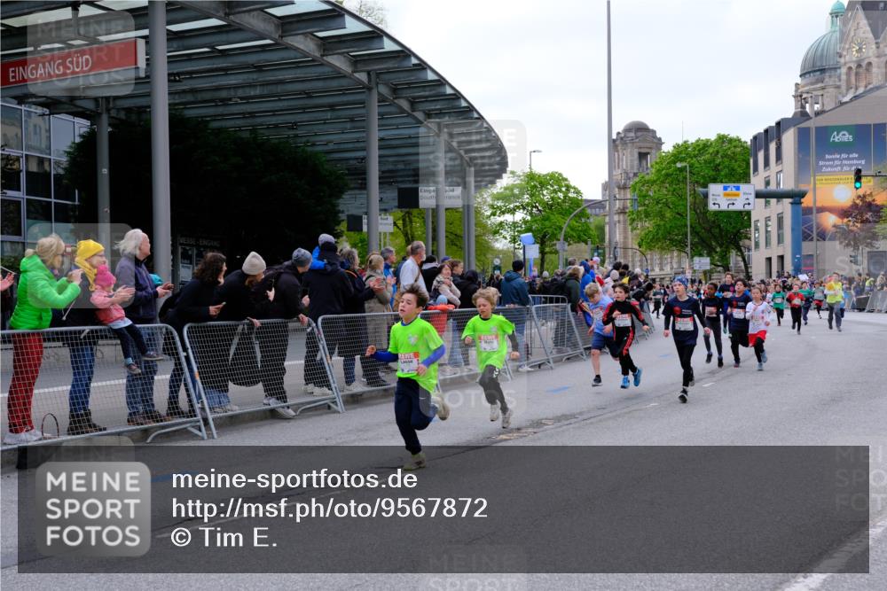 25.04.2026 - Das Zehntel Tim E. http://msf.ph/oto/9567872 25.04.2026 08:51:28 Ziel 1111, 1224, 1239, 1250, 1509, 1514, 1847, 1857, 2044, 2603, 2892, 2909, 3040, 3087, 3336, 3345, 3397, 3428, 3585, 3587, 3917, 3932, 3994, 4053 meine-sportfotos.de
