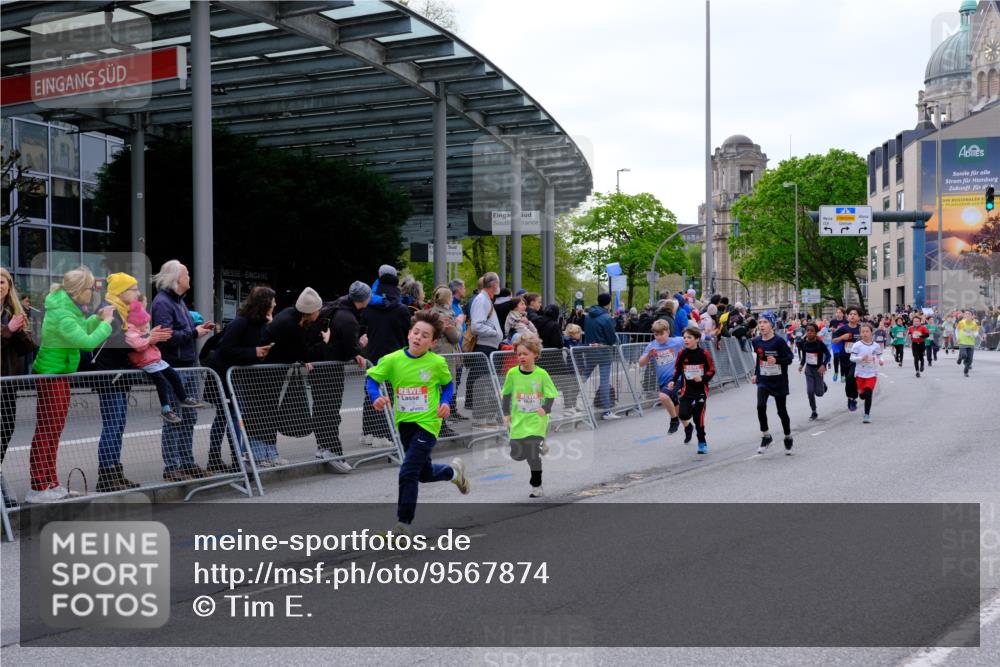 25.04.2026 - Das Zehntel Tim E. http://msf.ph/oto/9567874 25.04.2026 08:51:28 Ziel 1111, 1224, 1239, 1250, 1509, 1514, 1847, 1857, 2044, 2603, 2892, 2909, 3040, 3087, 3336, 3345, 3397, 3428, 3585, 3587, 3917, 3932, 3994, 4053 meine-sportfotos.de