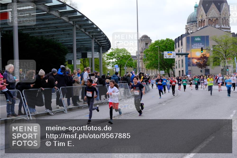 25.04.2026 - Das Zehntel Tim E. http://msf.ph/oto/9567885 25.04.2026 08:51:31 Ziel 1022, 1034, 1140, 1239, 1250, 1509, 1514, 1634, 1847, 1857, 2044, 2599, 2603, 2909, 2925, 3110, 3220, 3251, 3345, 3585, 3587, 3917, 3994 meine-sportfotos.de