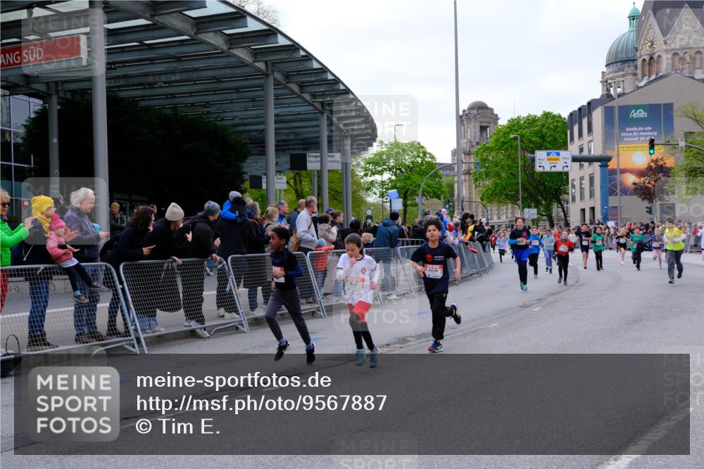 25.04.2026 - Das Zehntel Tim E. http://msf.ph/oto/9567887 25.04.2026 08:51:31 Ziel 1022, 1034, 1140, 1239, 1250, 1509, 1514, 1634, 1847, 1857, 2044, 2599, 2603, 2909, 2925, 3110, 3220, 3251, 3345, 3585, 3587, 3917, 3994 meine-sportfotos.de