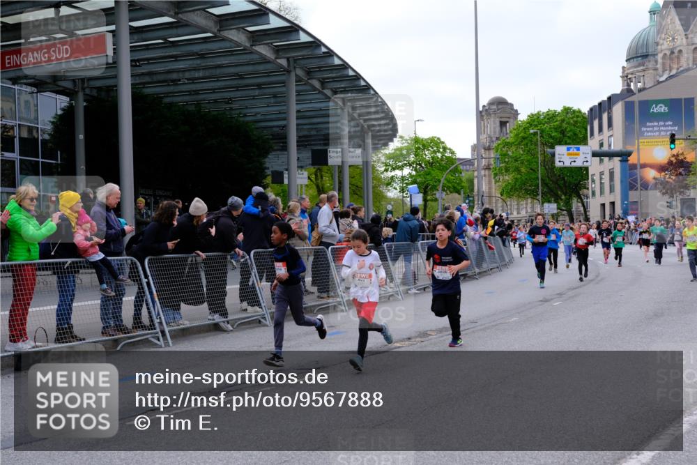 25.04.2026 - Das Zehntel Tim E. http://msf.ph/oto/9567888 25.04.2026 08:51:31 Ziel 1022, 1034, 1140, 1239, 1250, 1509, 1514, 1634, 1847, 1857, 2044, 2599, 2603, 2909, 2925, 3110, 3220, 3251, 3345, 3585, 3587, 3917, 3994 meine-sportfotos.de