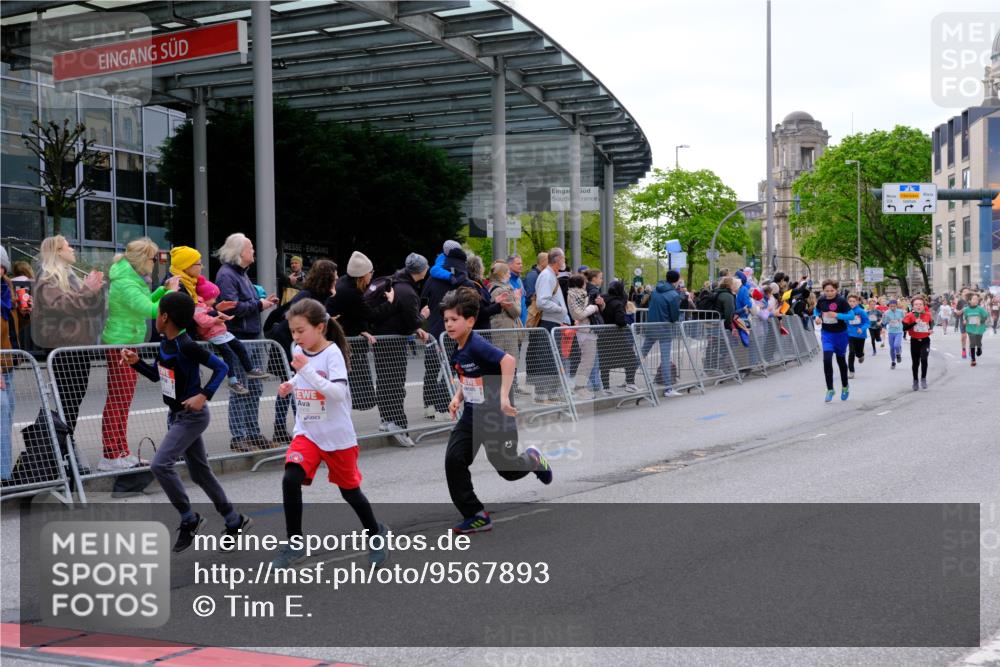 25.04.2026 - Das Zehntel Tim E. http://msf.ph/oto/9567893 25.04.2026 08:51:32 Ziel 1022, 1034, 1140, 1239, 1509, 1514, 1634, 1847, 1857, 2044, 2262, 2299, 2599, 2603, 2909, 2925, 3110, 3220, 3251, 3345, 3585, 3587, 3994, 4045 meine-sportfotos.de