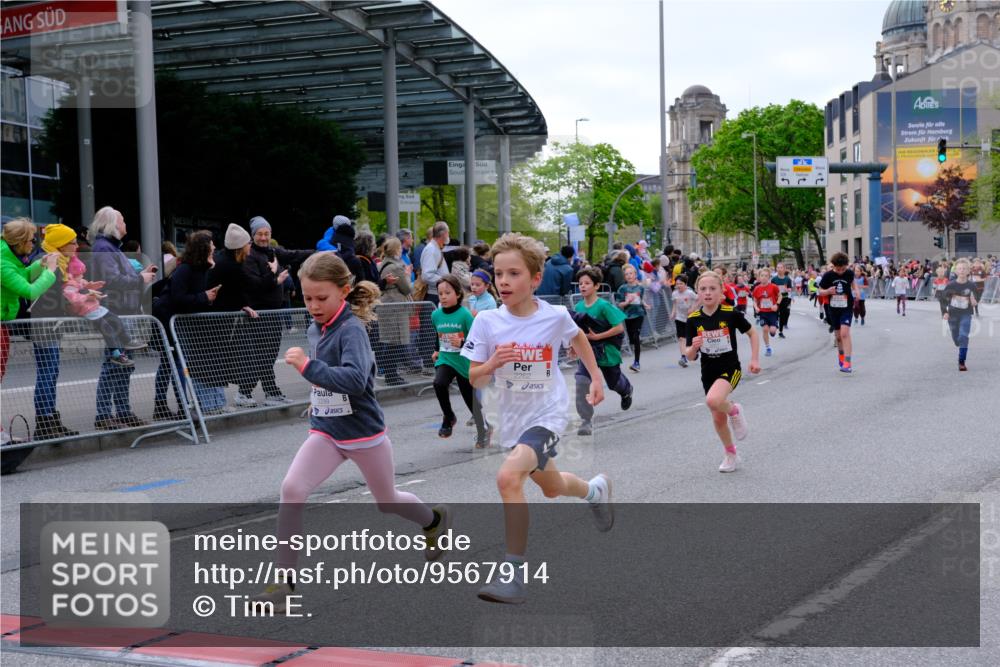 25.04.2026 - Das Zehntel Tim E. http://msf.ph/oto/9567914 25.04.2026 08:51:37 Ziel 1022, 1034, 1140, 1149, 1222, 1308, 1514, 1634, 1847, 1857, 2044, 2261, 2262, 2299, 2451, 2453, 2599, 2601, 2603, 2623, 2643, 2648, 2684, 2909, 2925, 3110, 3220, 3251, 3345, 4045 meine-sportfotos.de