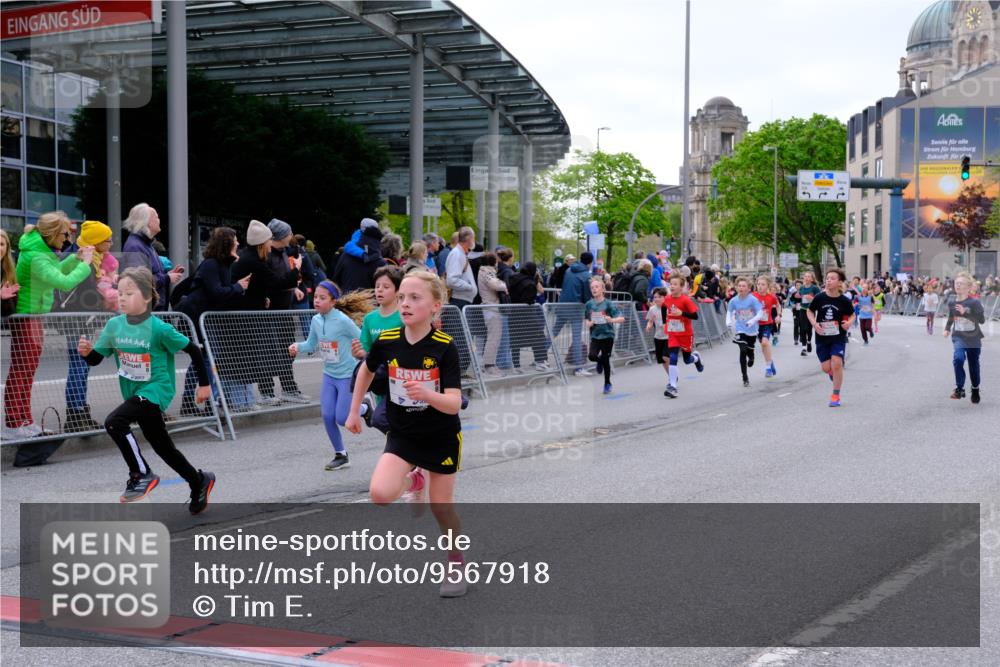 25.04.2026 - Das Zehntel Tim E. http://msf.ph/oto/9567918 25.04.2026 08:51:38 Ziel 1022, 1034, 1140, 1149, 1222, 1308, 1634, 1847, 1857, 2021, 2261, 2262, 2299, 2451, 2453, 2599, 2601, 2603, 2623, 2643, 2648, 2684, 2909, 2925, 3110, 3220, 3251, 3345, 4045 meine-sportfotos.de