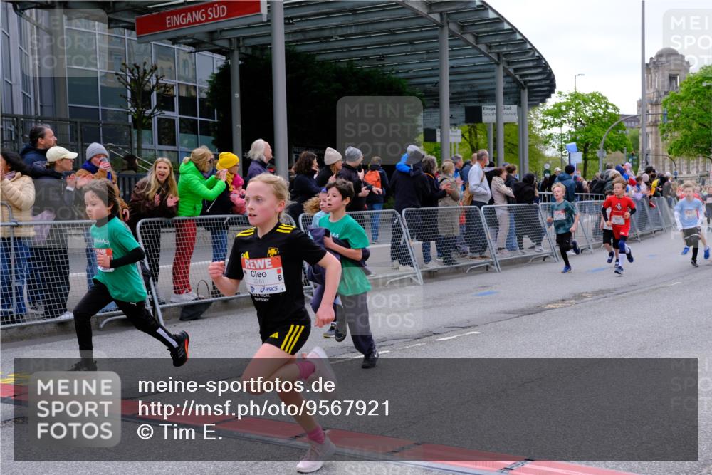 25.04.2026 - Das Zehntel Tim E. http://msf.ph/oto/9567921 25.04.2026 08:51:38 Ziel 1022, 1034, 1140, 1149, 1222, 1308, 1634, 1847, 1857, 2021, 2261, 2262, 2299, 2451, 2453, 2599, 2601, 2603, 2623, 2643, 2648, 2684, 2909, 2925, 3110, 3220, 3251, 3345, 4045 meine-sportfotos.de